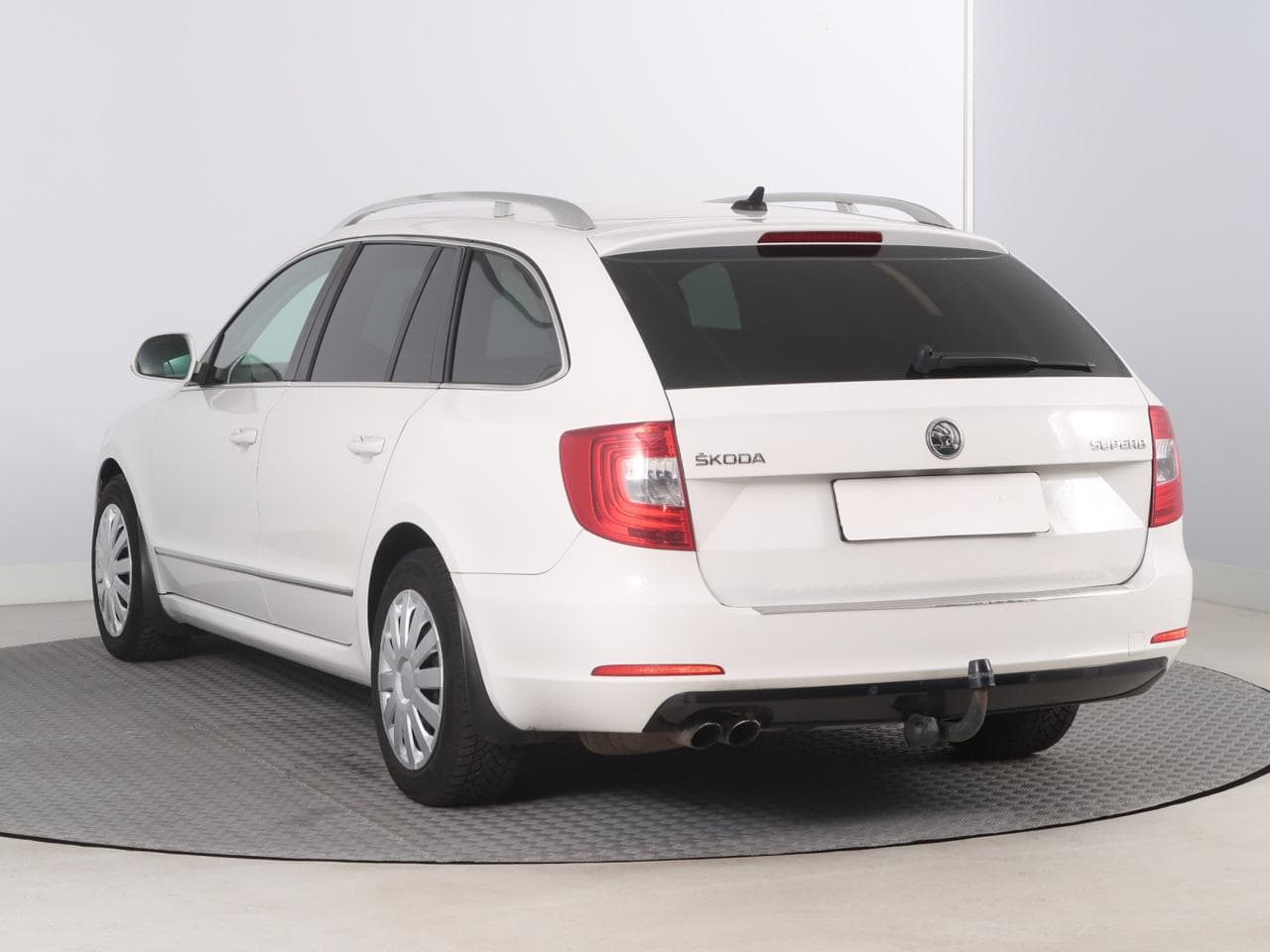 2014 Škoda SUPERB - 5