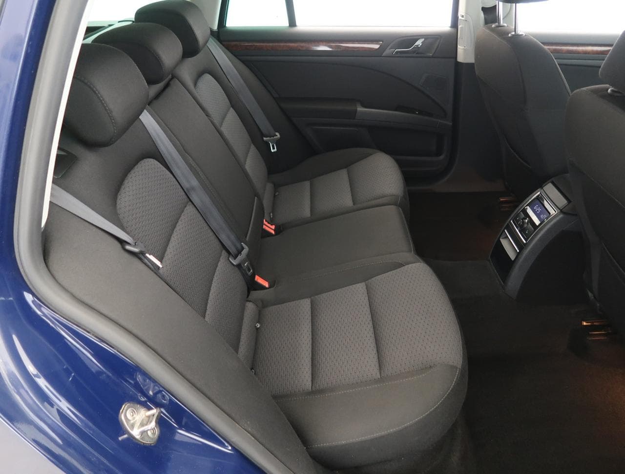2012 Škoda SUPERB - 13