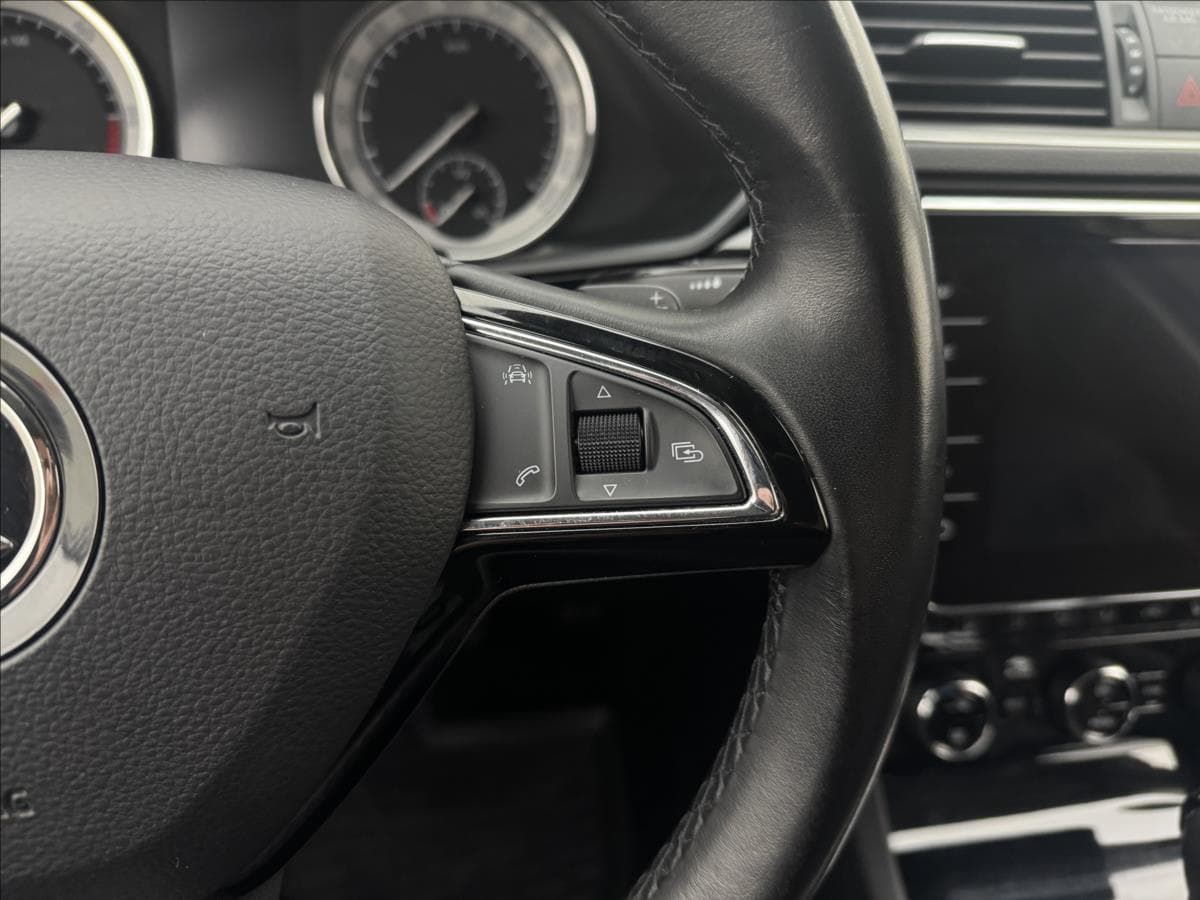 2018 Škoda Superb - 12