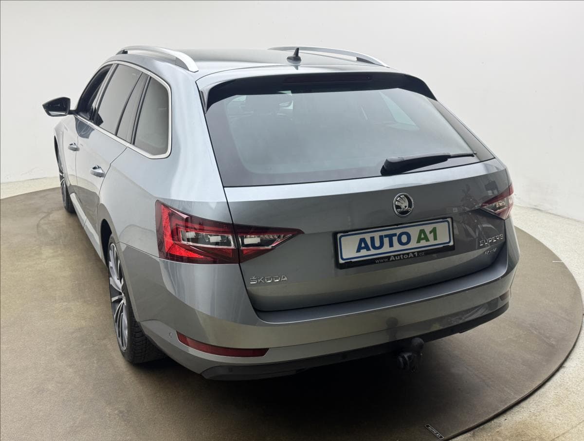 2018 Škoda Superb - 6