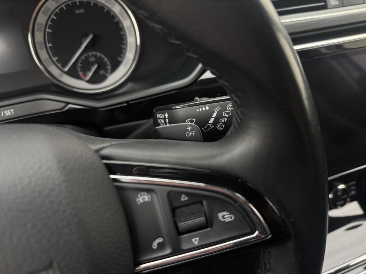 2018 Škoda Superb - 13