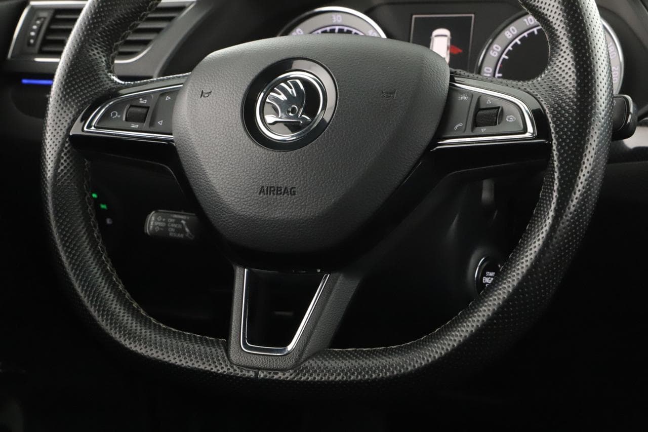 2017 Škoda SUPERB - 17