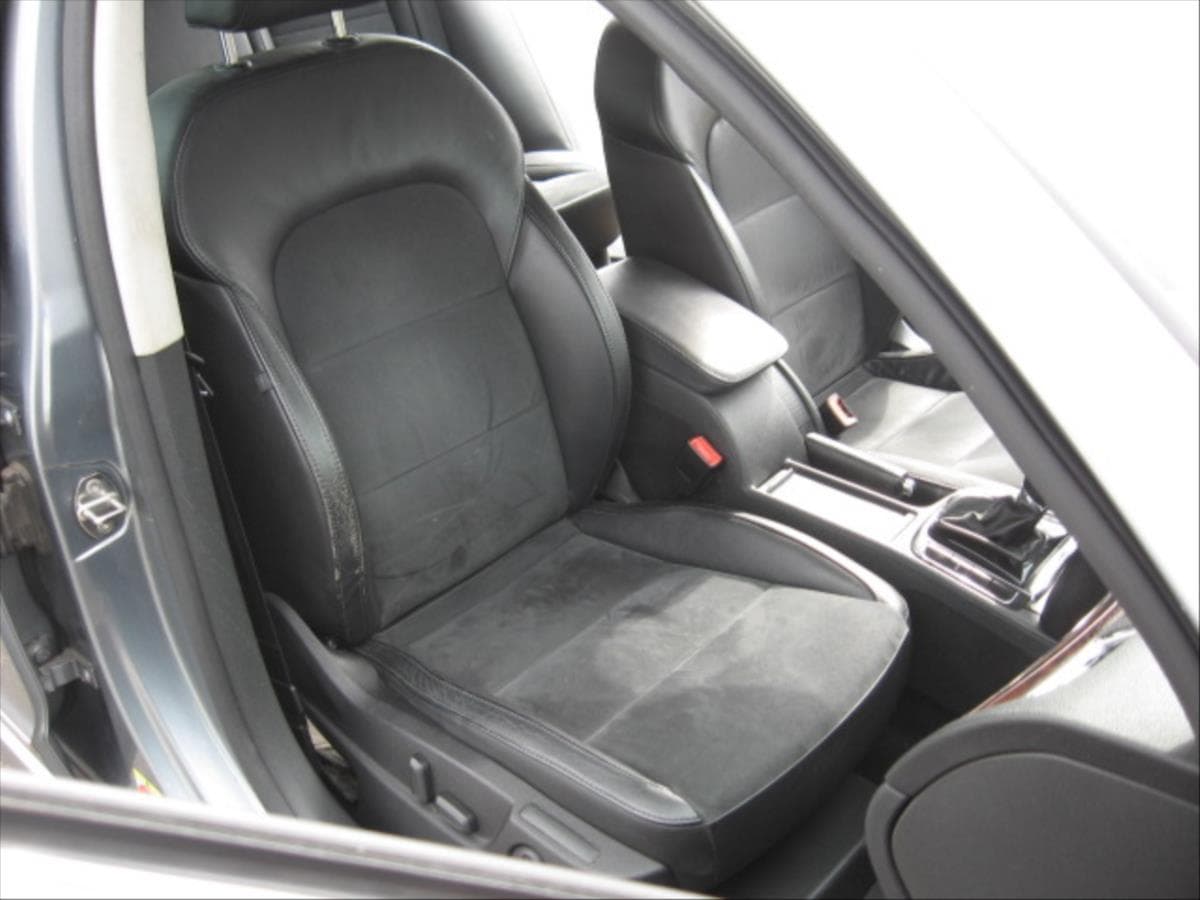 2010 Škoda SUPERB - 13