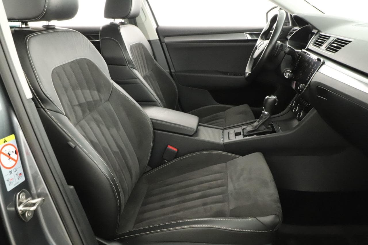 2022 Škoda SUPERB - 10