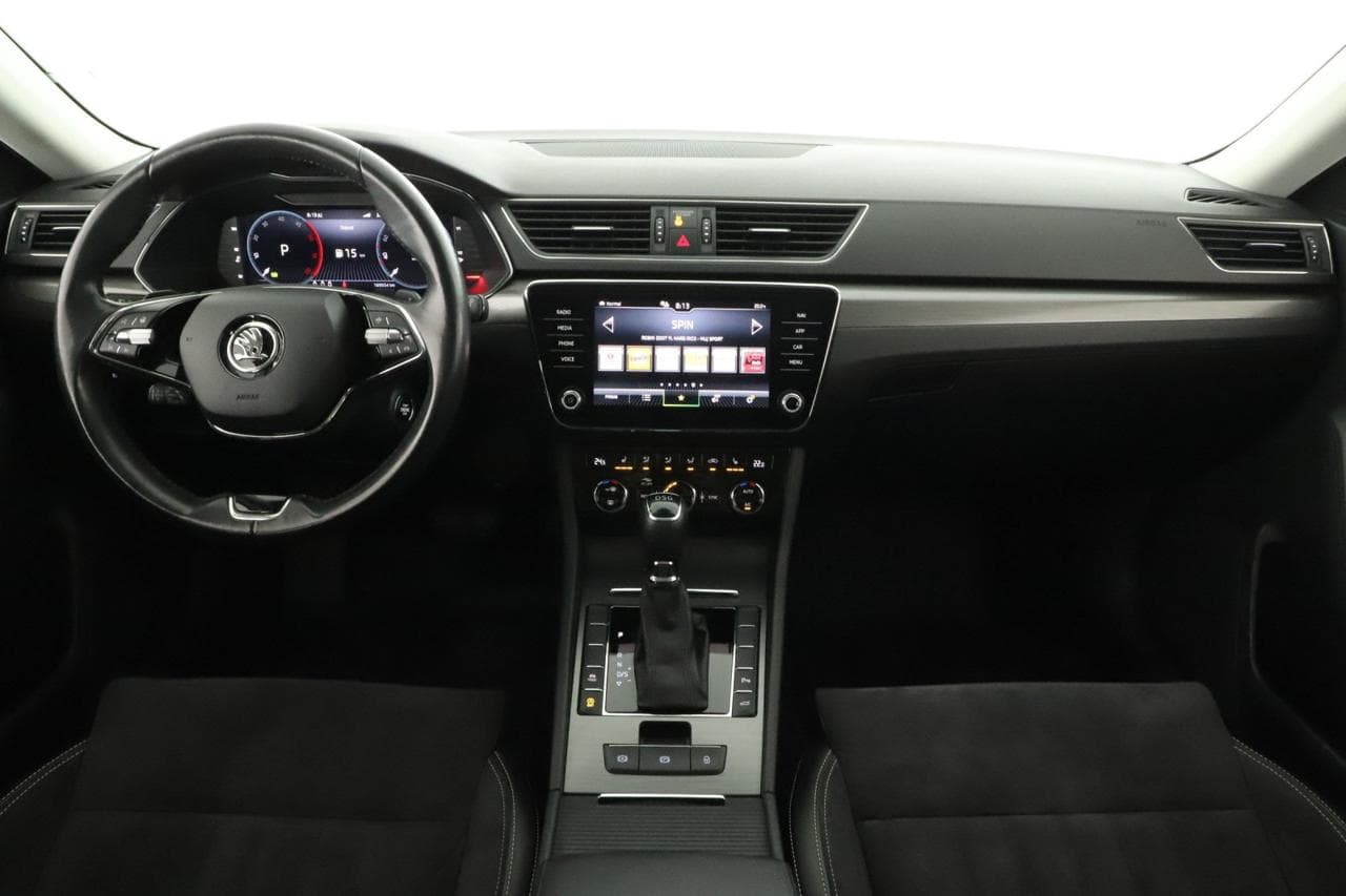 2022 Škoda SUPERB - 9