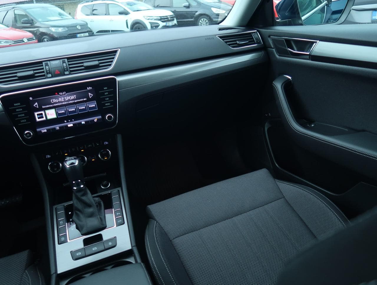2020 Škoda SUPERB - 11
