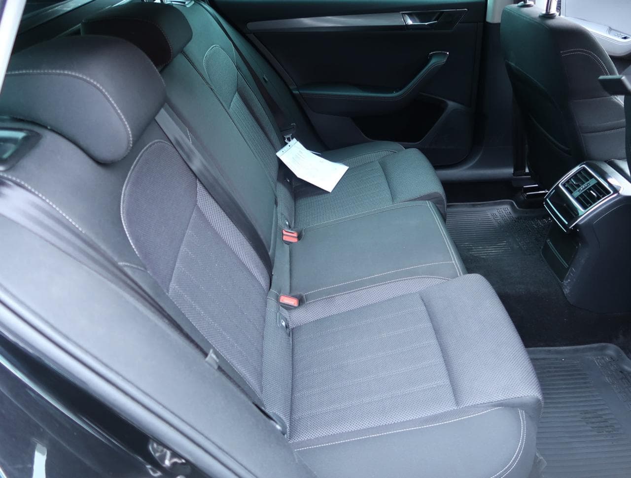 2023 Škoda SUPERB - 13
