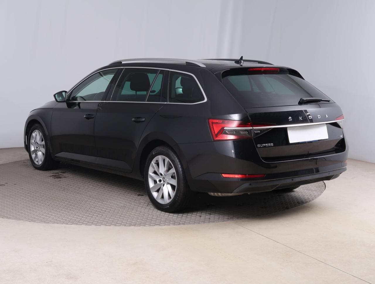 2023 Škoda SUPERB - 5