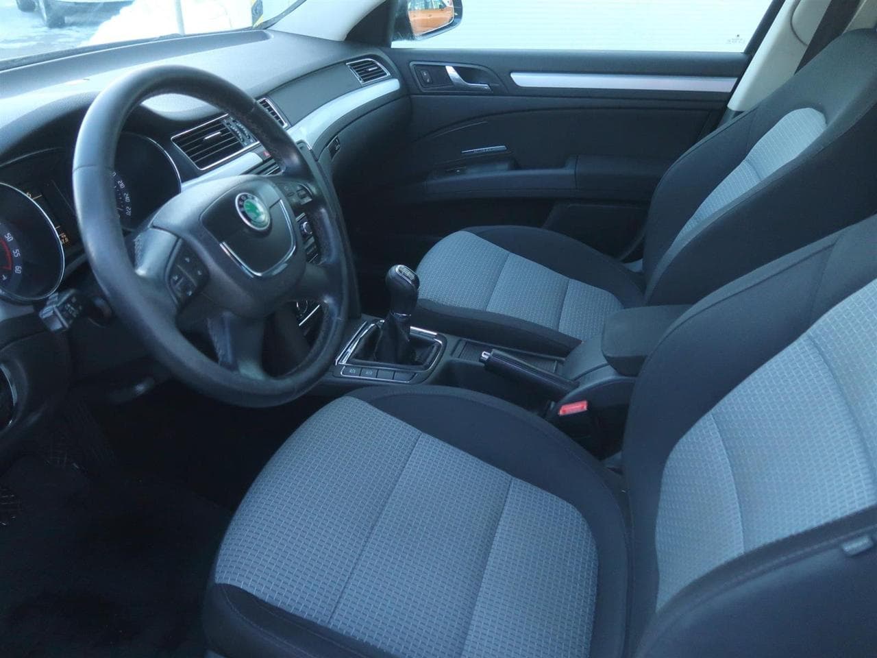 2010 Škoda SUPERB - 16