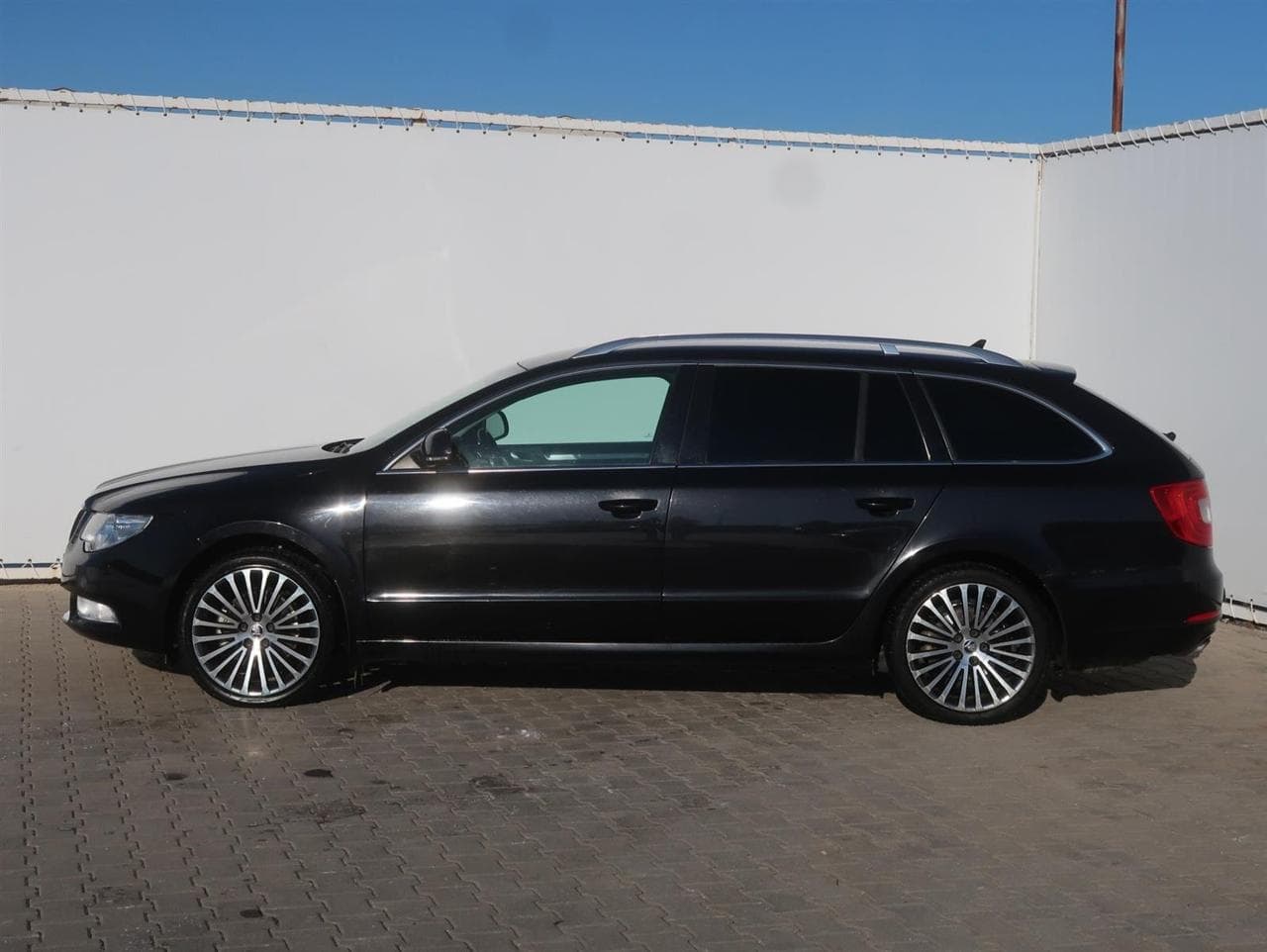 2010 Škoda SUPERB - 4