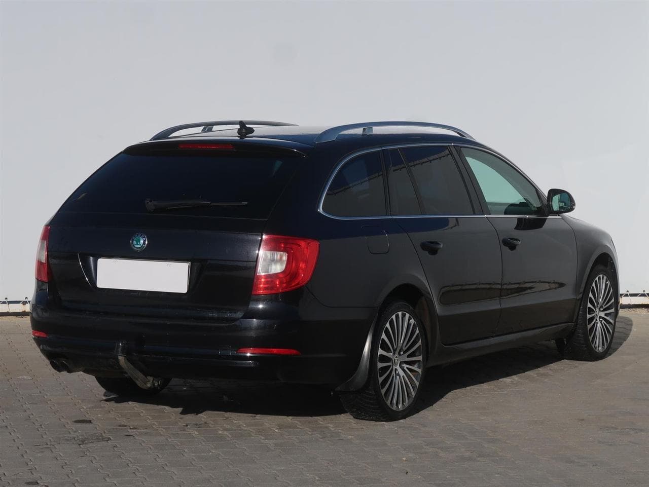 2010 Škoda SUPERB - 7