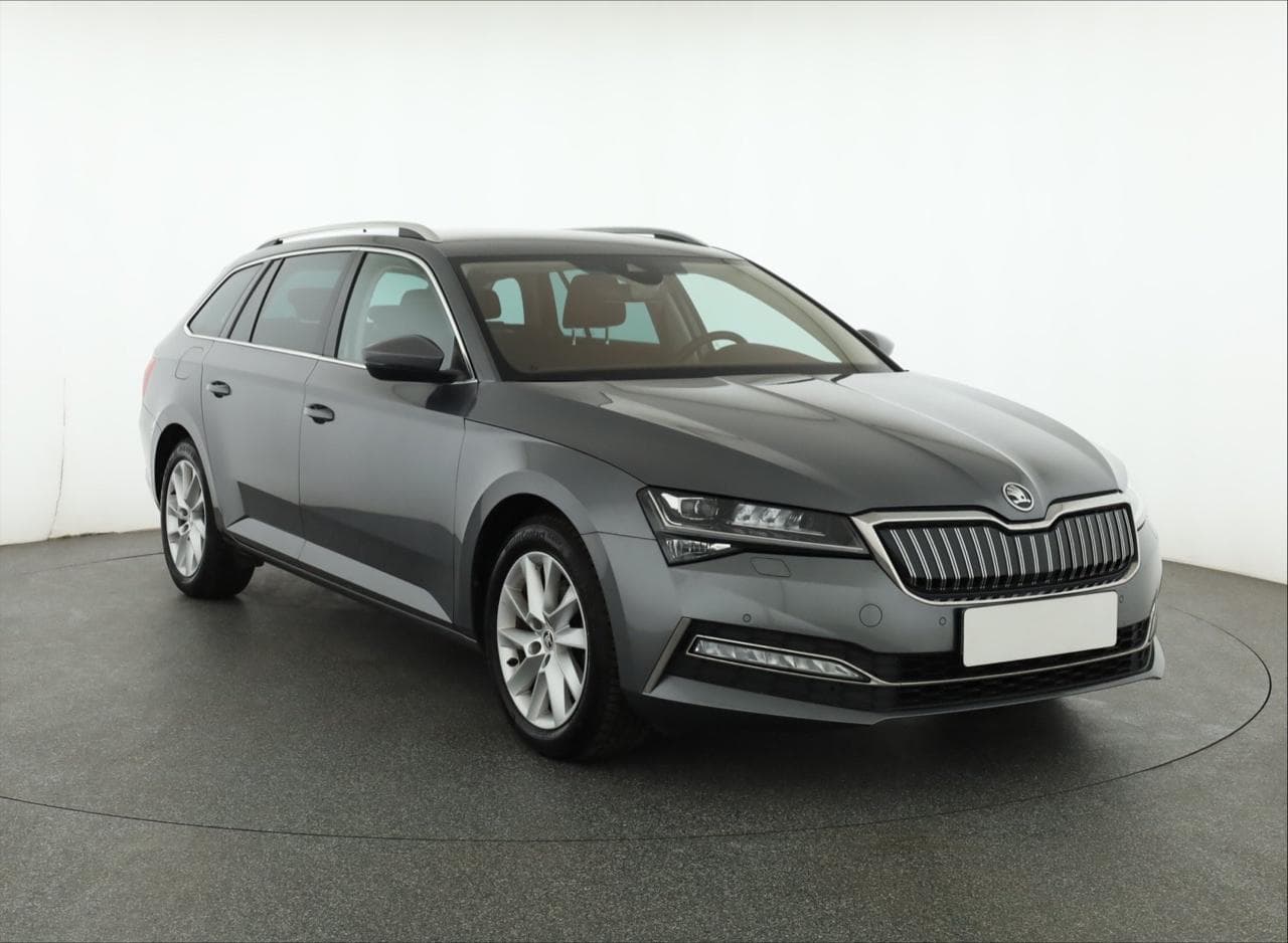 2022 Škoda SUPERB