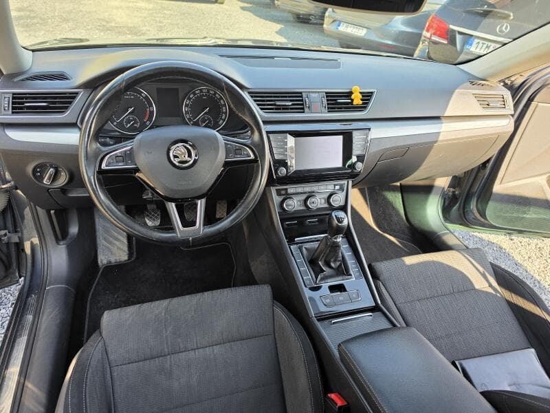 2015 Škoda Superb - 17