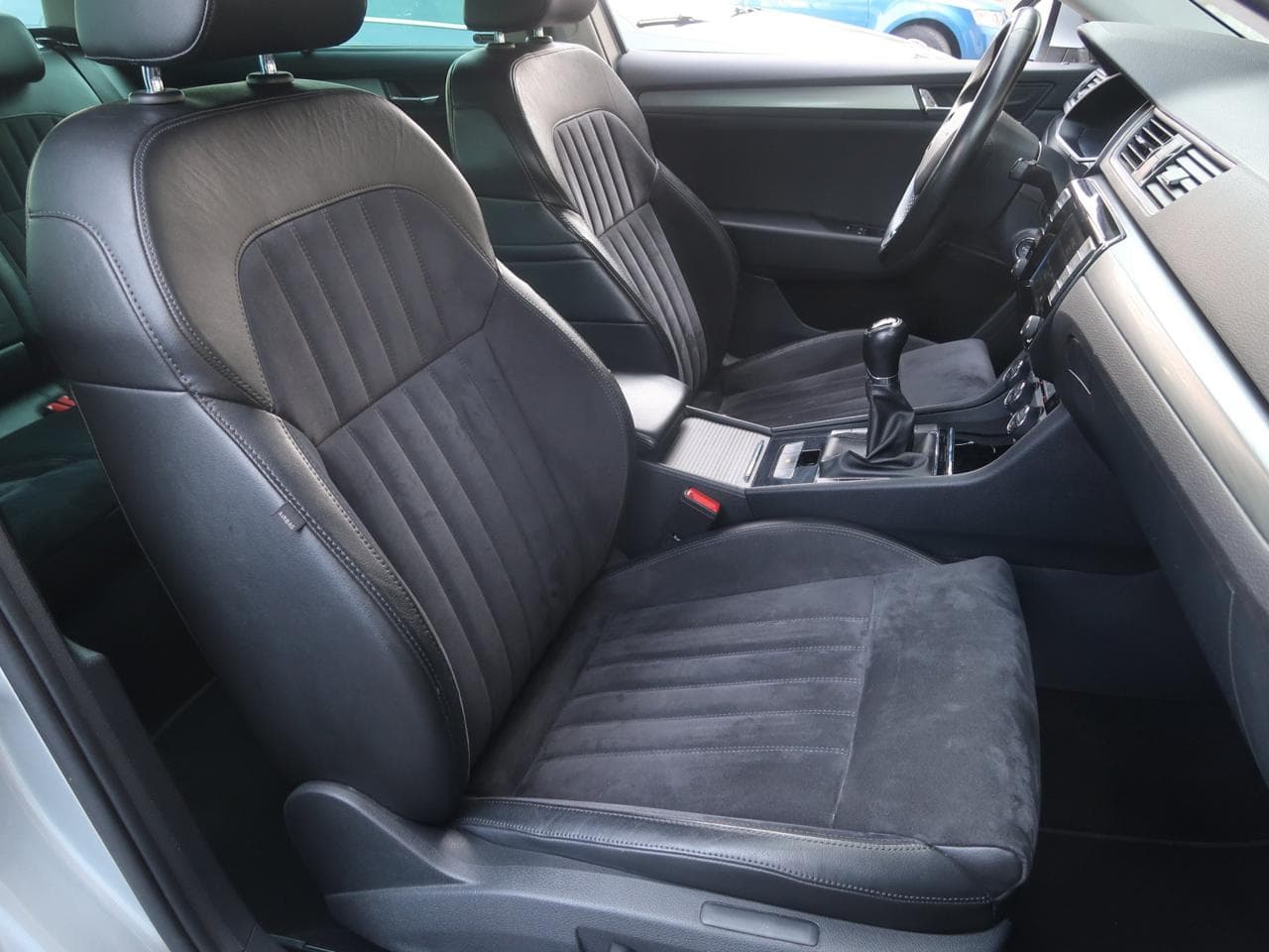 2016 Škoda SUPERB - 12