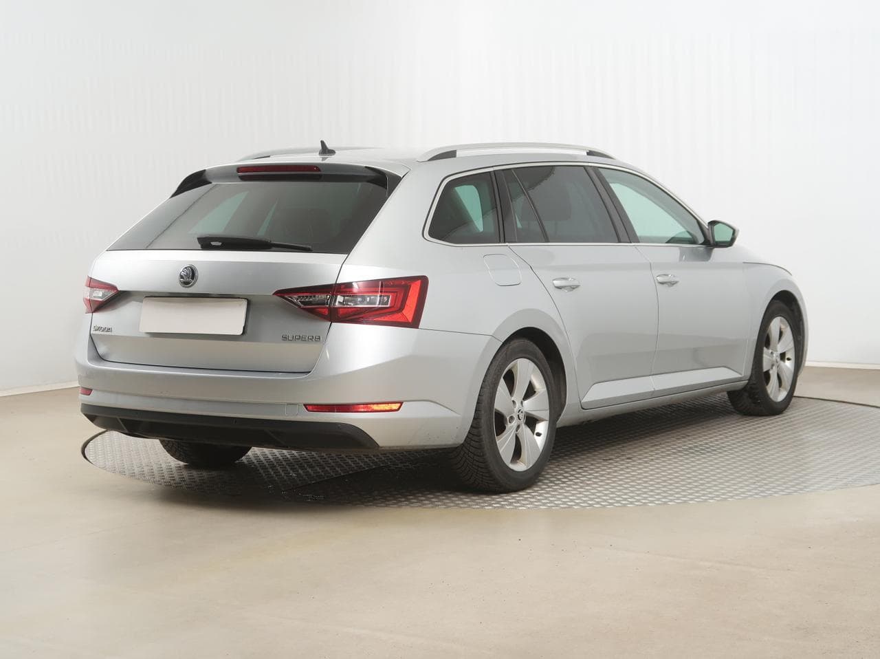 2016 Škoda SUPERB - 7