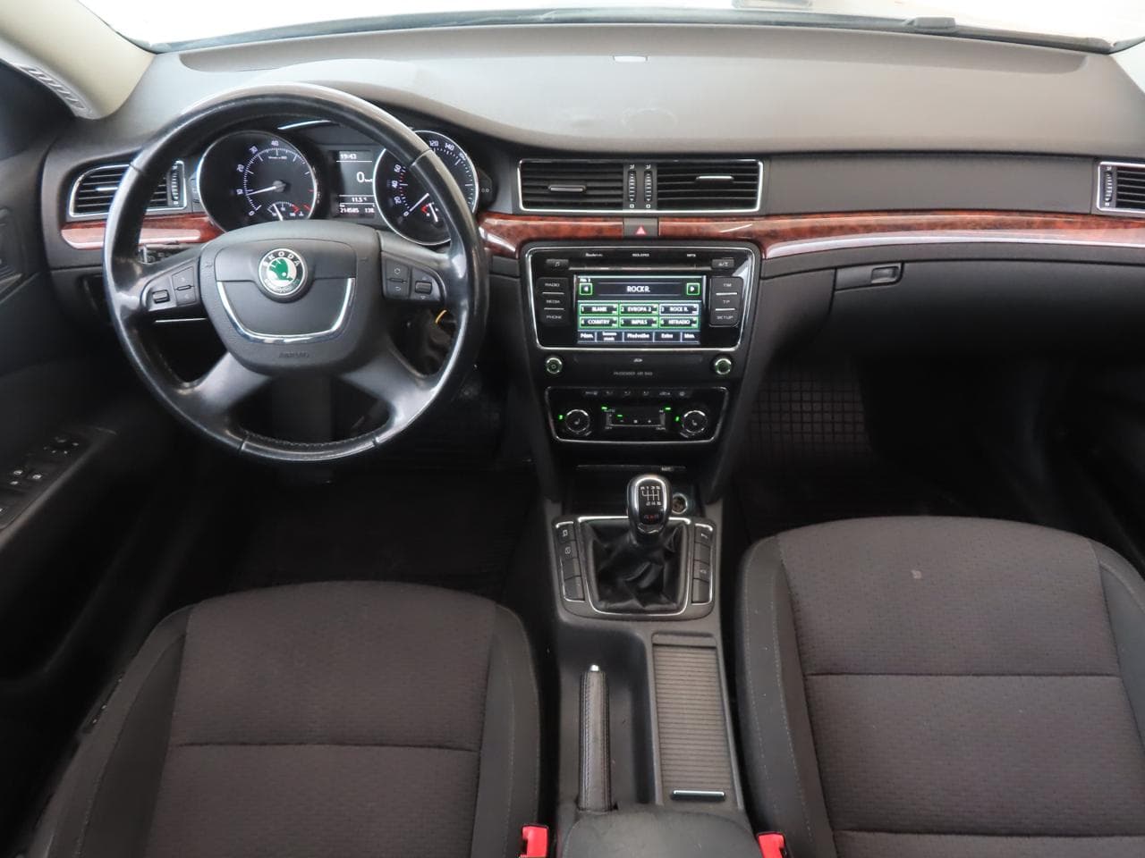 2010 Škoda SUPERB - 10
