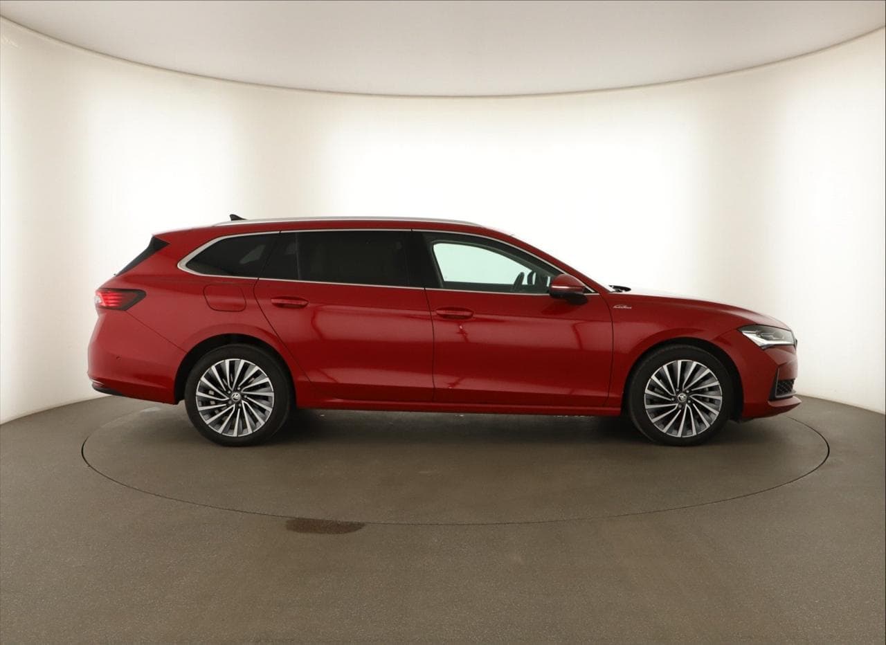 2024 Škoda SUPERB - 8