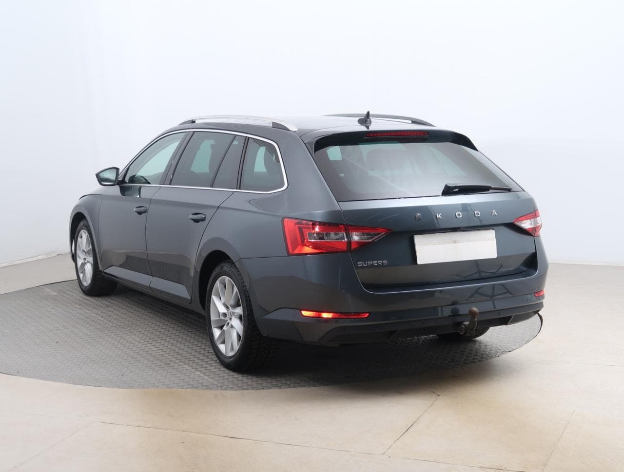 2020 Škoda SUPERB - 5