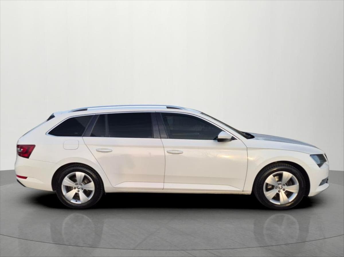 2017 Škoda SUPERB - 8