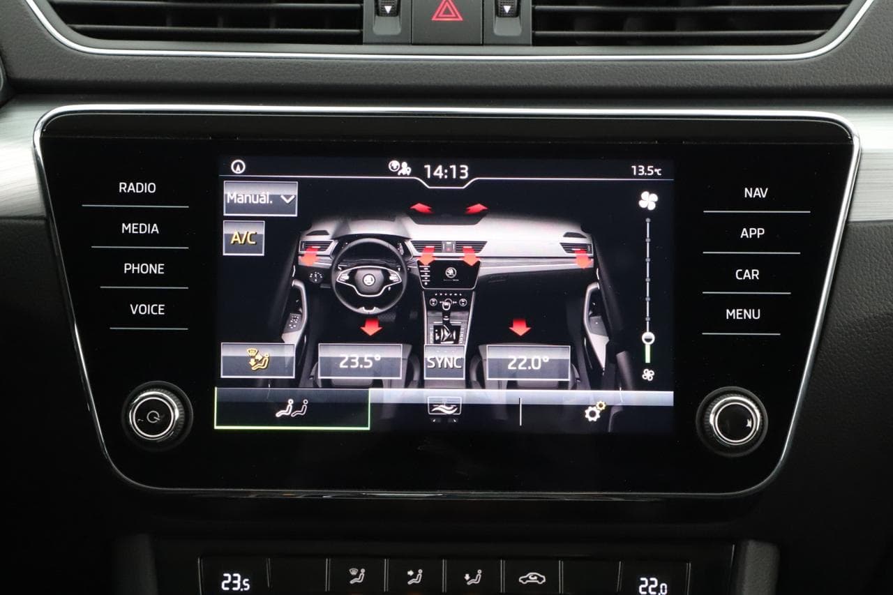2021 Škoda SUPERB - 19