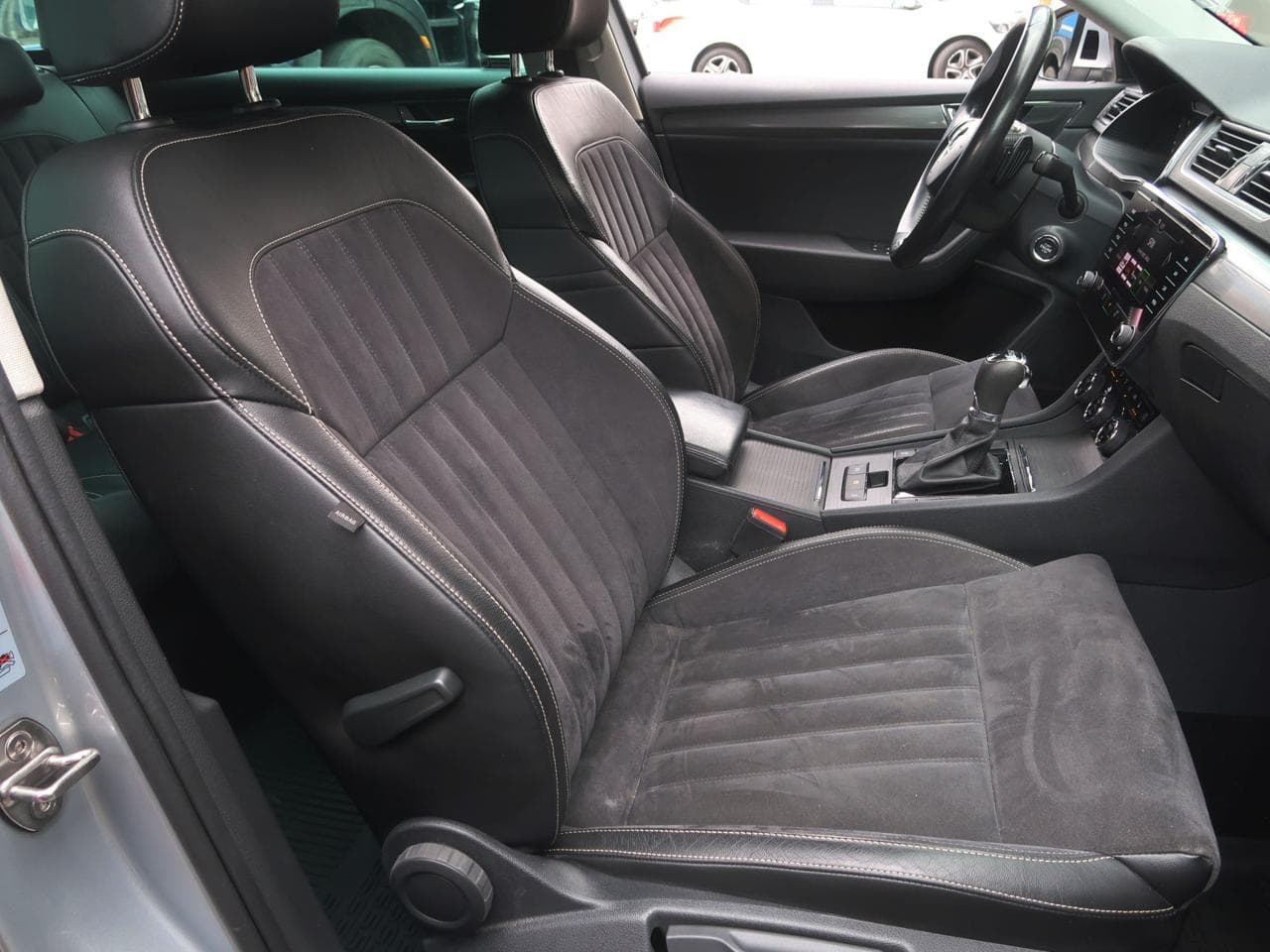 2022 Škoda SUPERB - 12