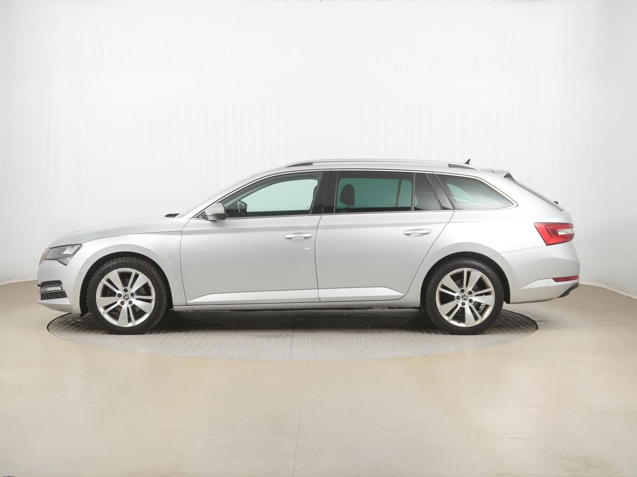 2022 Škoda SUPERB - 4