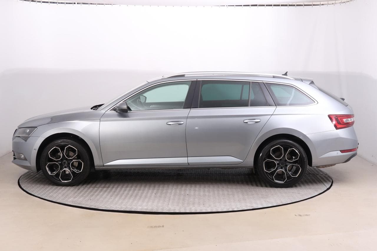 2017 Škoda SUPERB - 4