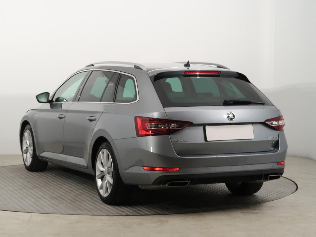 2016 Škoda SUPERB - 5