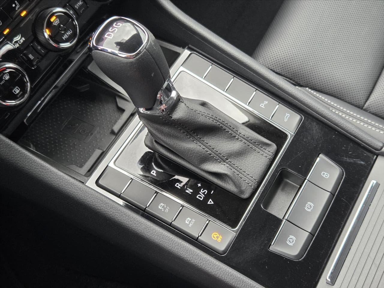 2020 Škoda SUPERB - 19