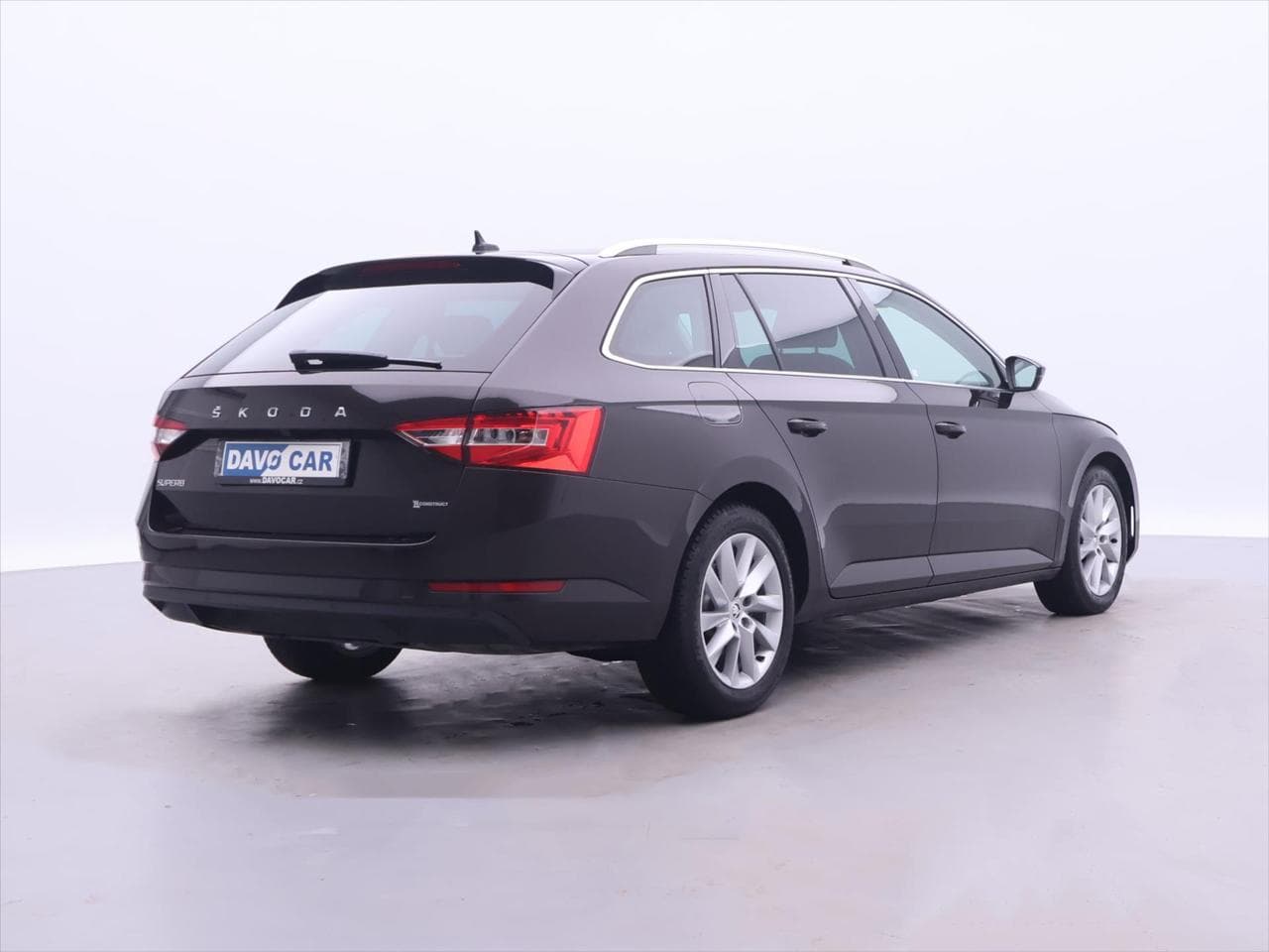 2020 Škoda SUPERB - 7