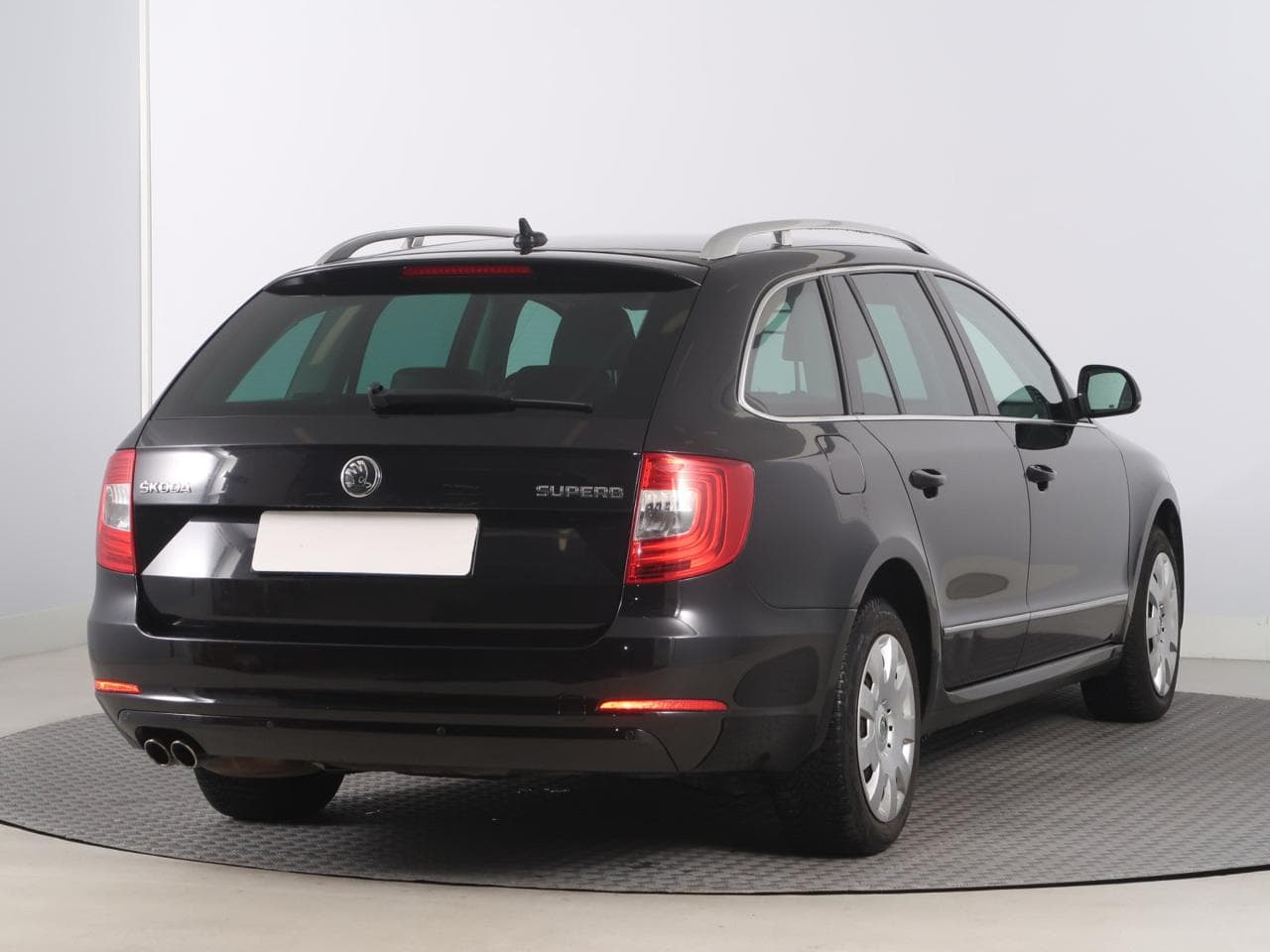 2013 Škoda SUPERB - 7