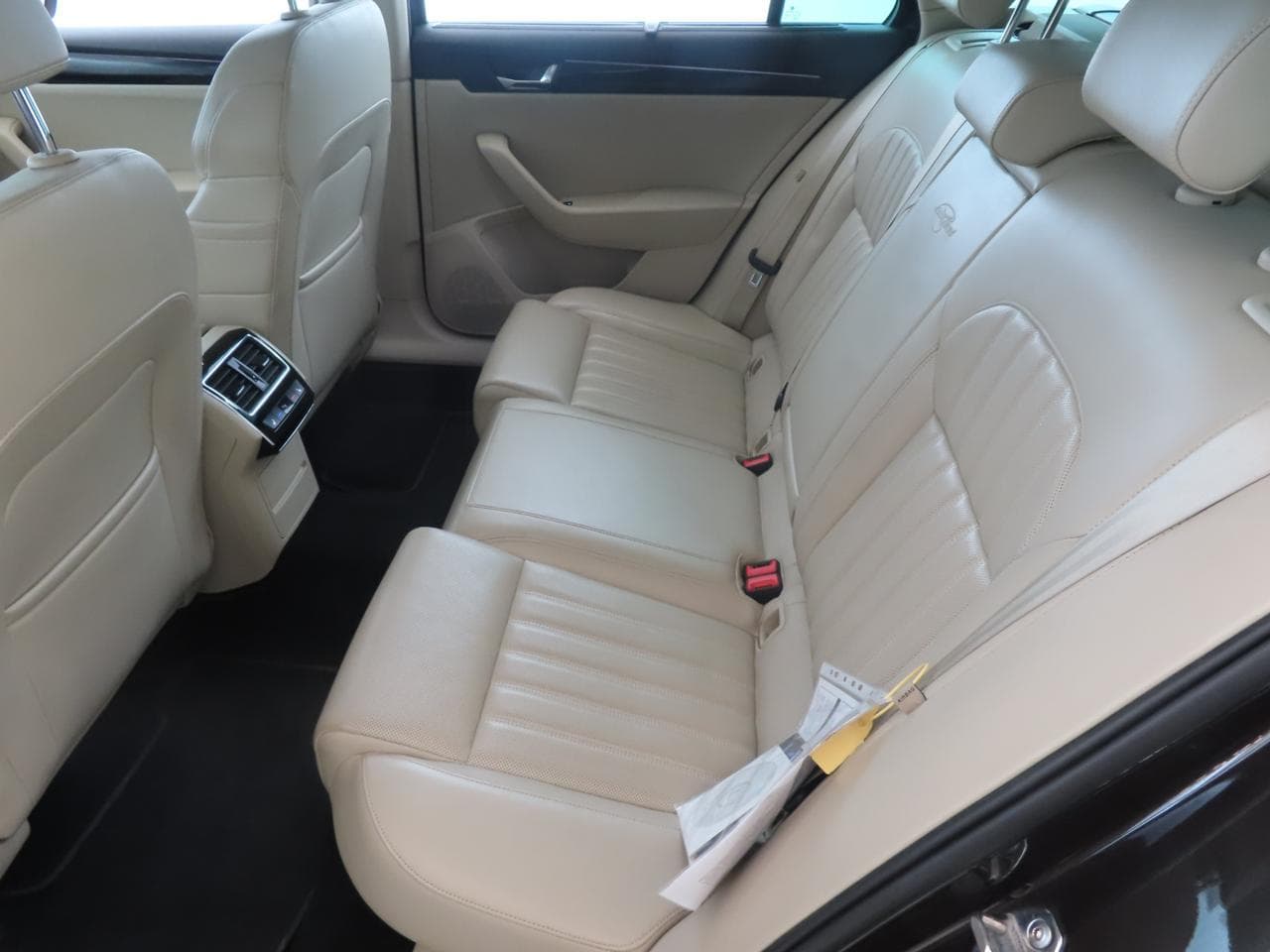 2018 Škoda SUPERB - 15