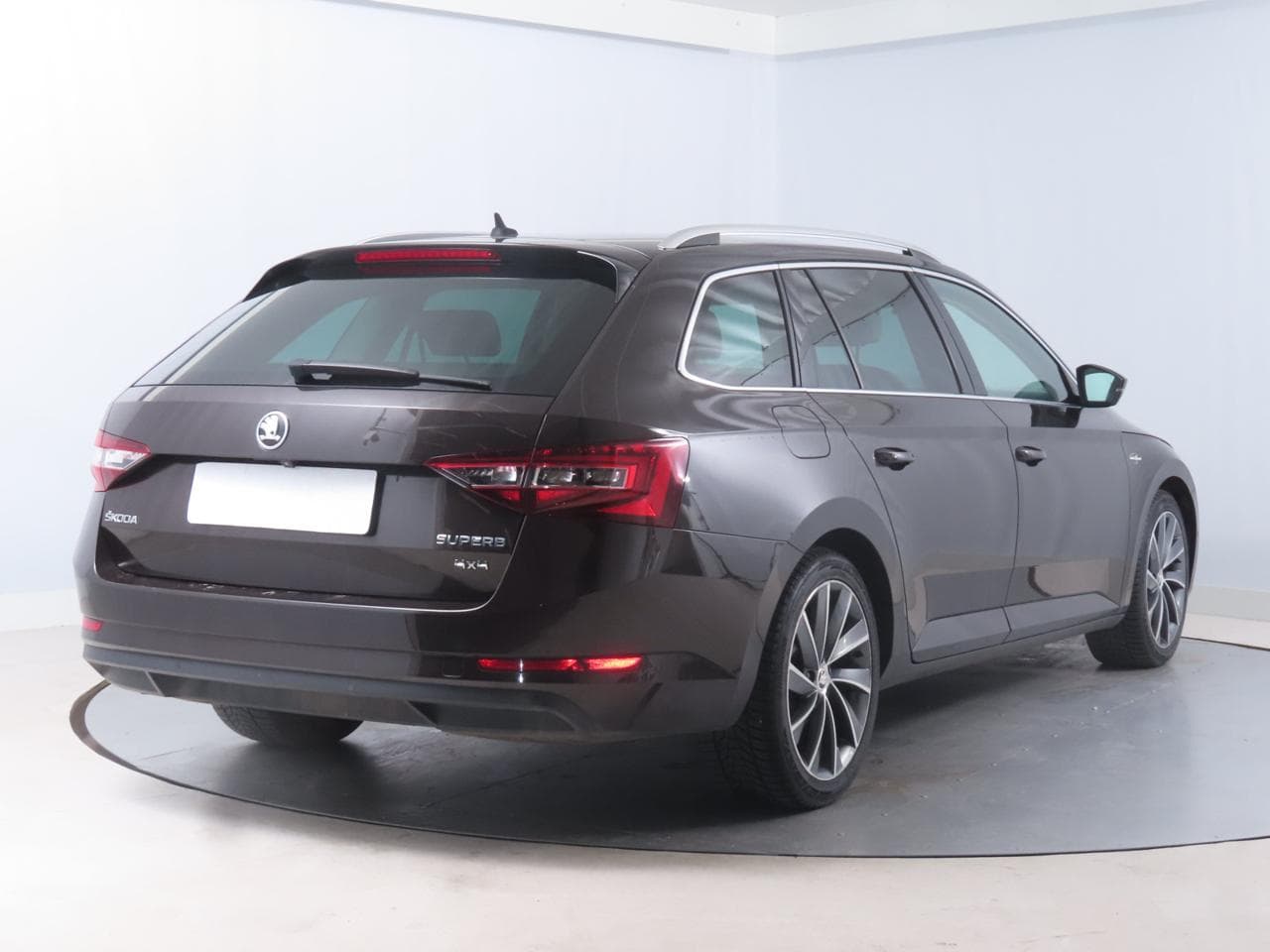 2018 Škoda SUPERB - 7