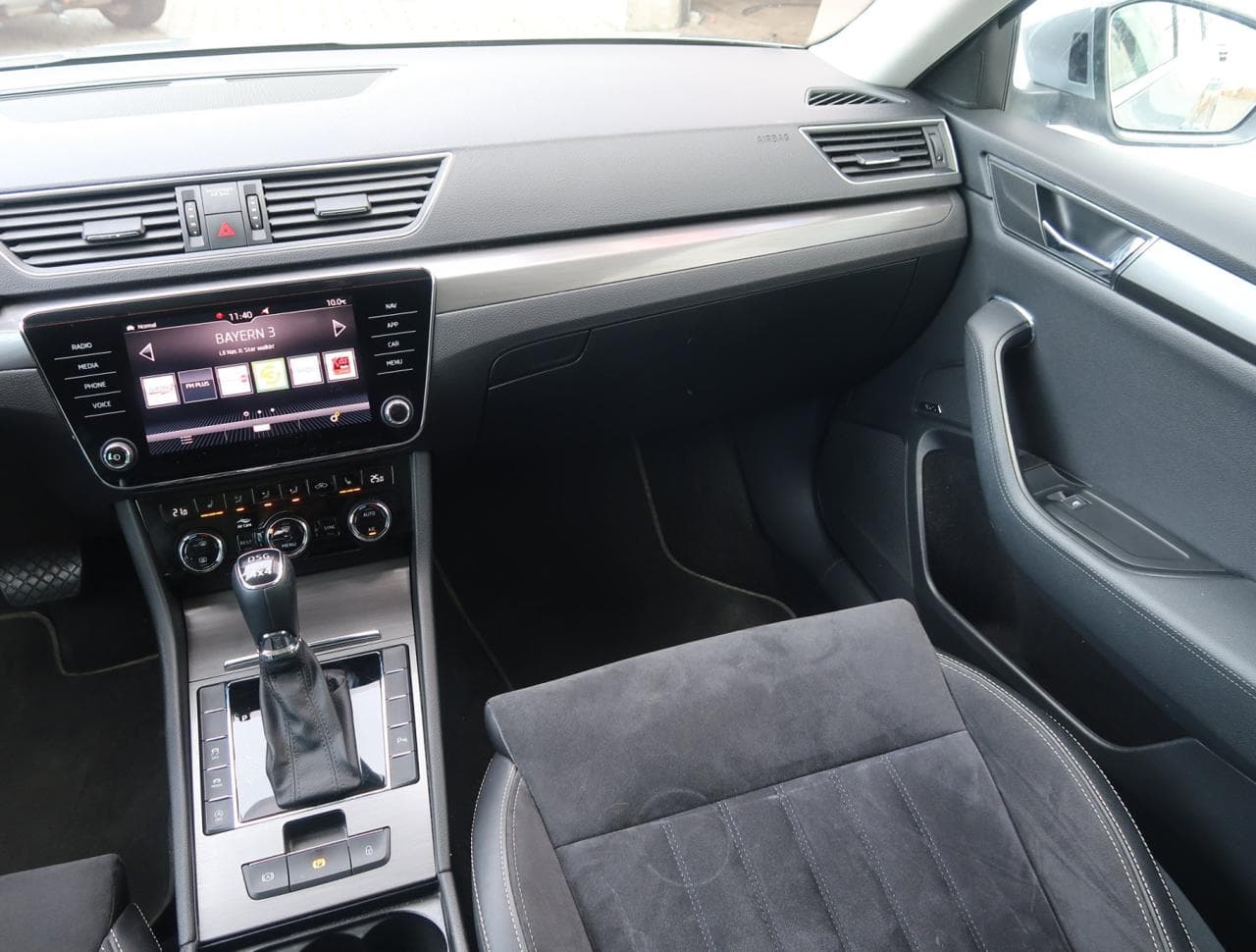 2019 Škoda SUPERB - 11