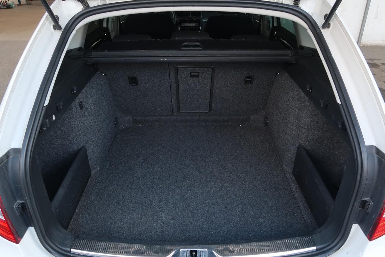 2014 Škoda SUPERB - 19