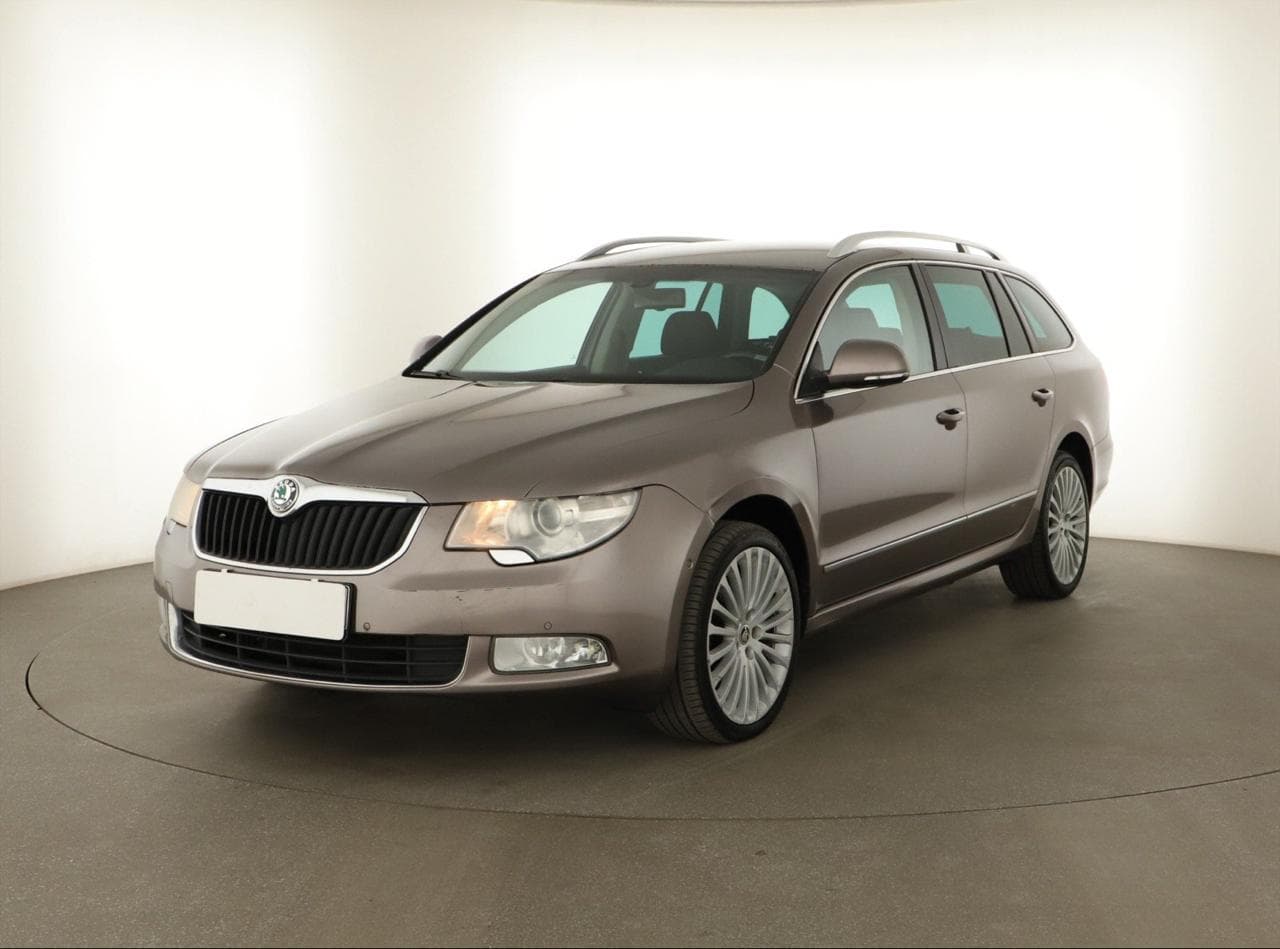 2010 Škoda SUPERB - 3