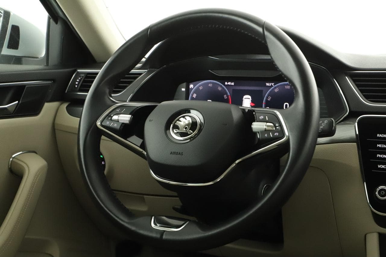 2022 Škoda SUPERB - 24