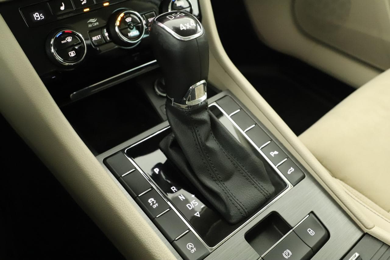 2022 Škoda SUPERB - 30