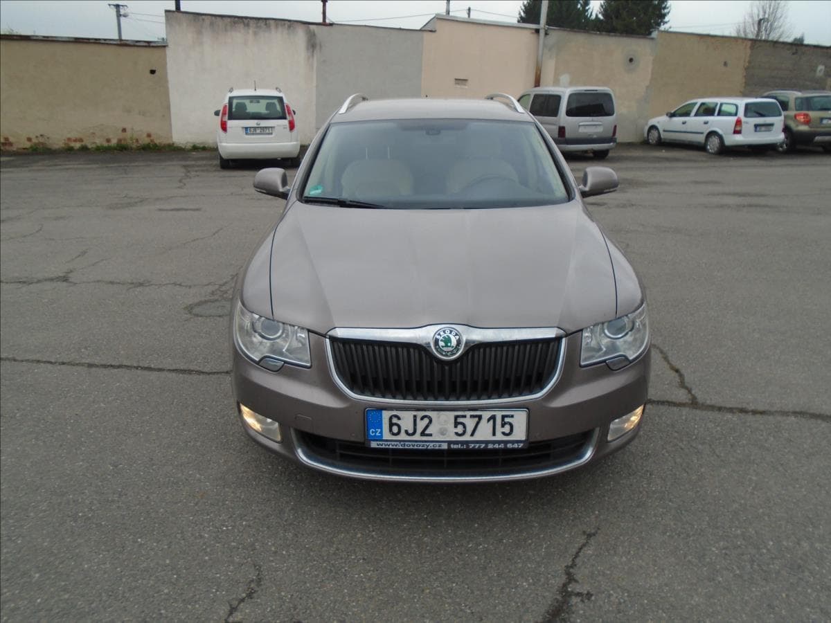 2010 Škoda SUPERB - 7