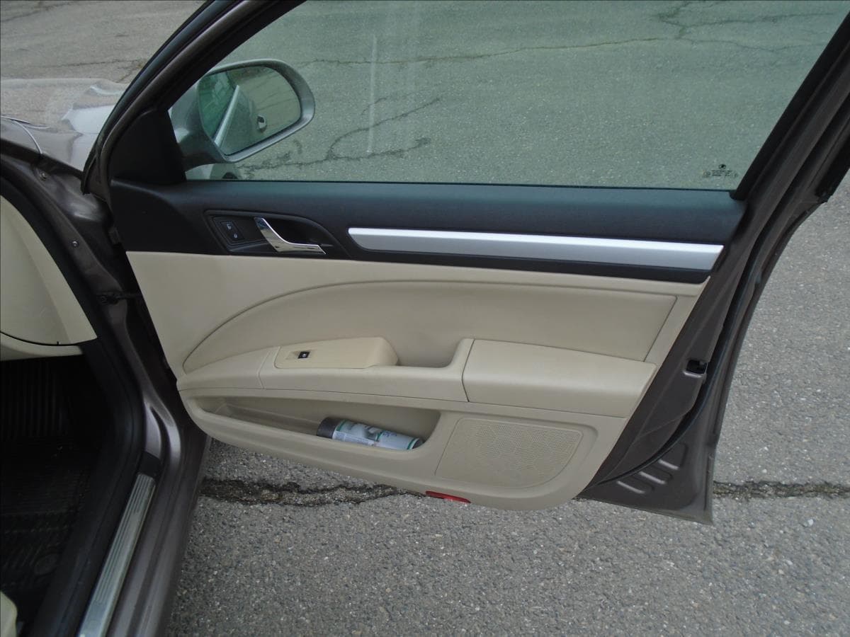 2010 Škoda SUPERB - 18