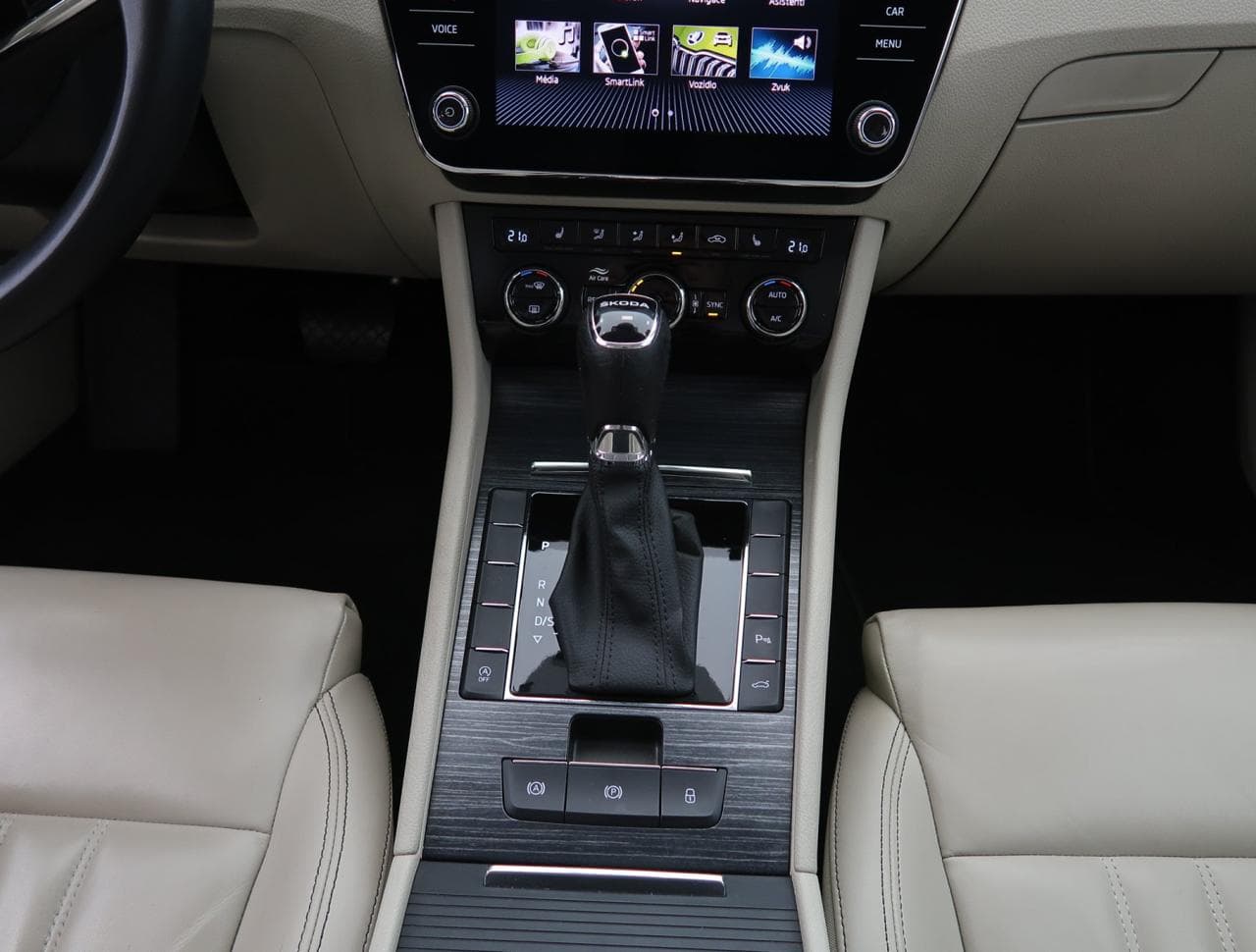 2022 Škoda SUPERB - 19