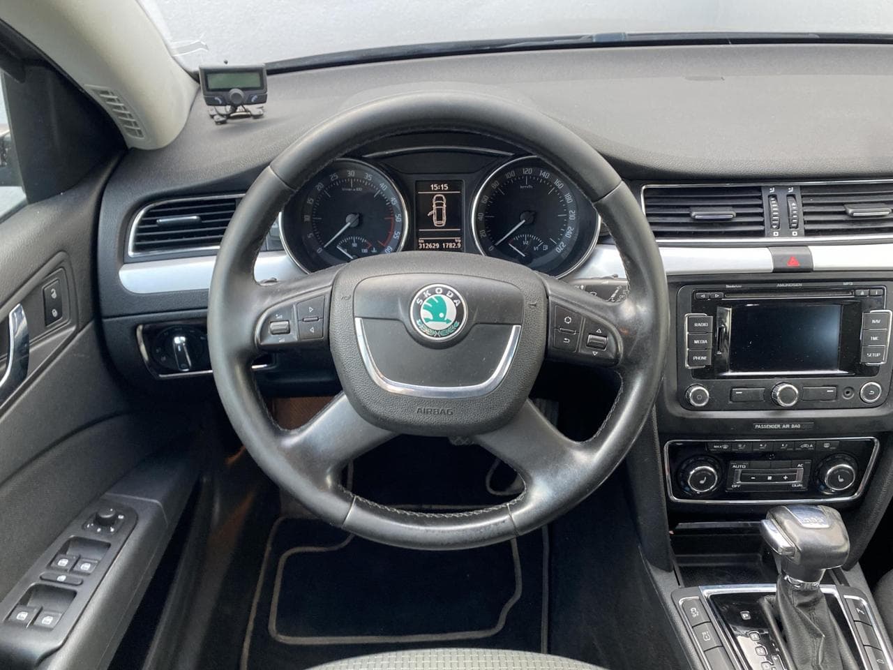 2010 Škoda SUPERB - 20