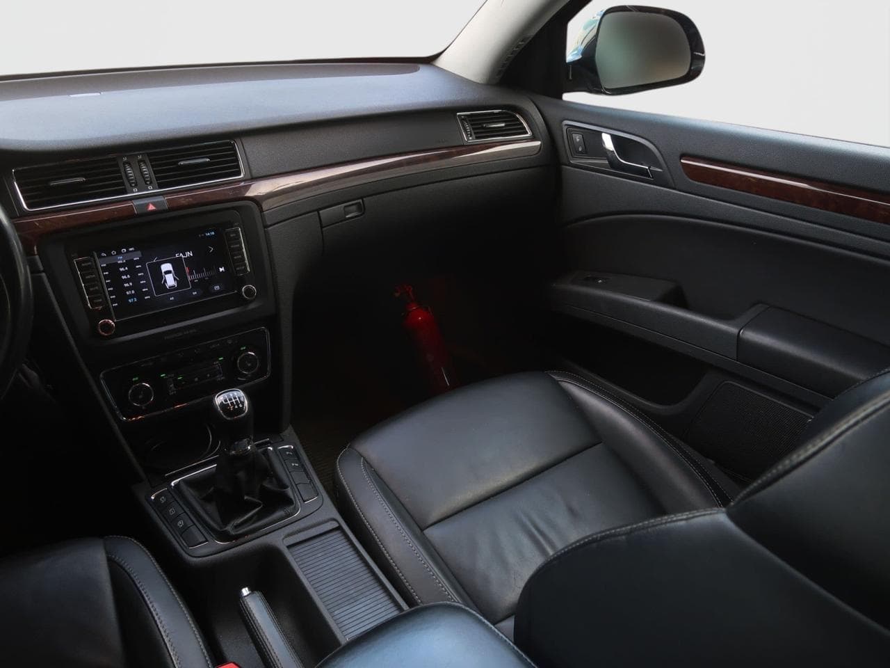 2014 Škoda SUPERB - 12