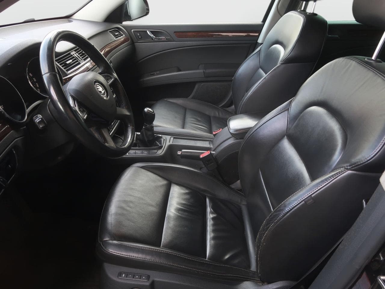 2014 Škoda SUPERB - 20