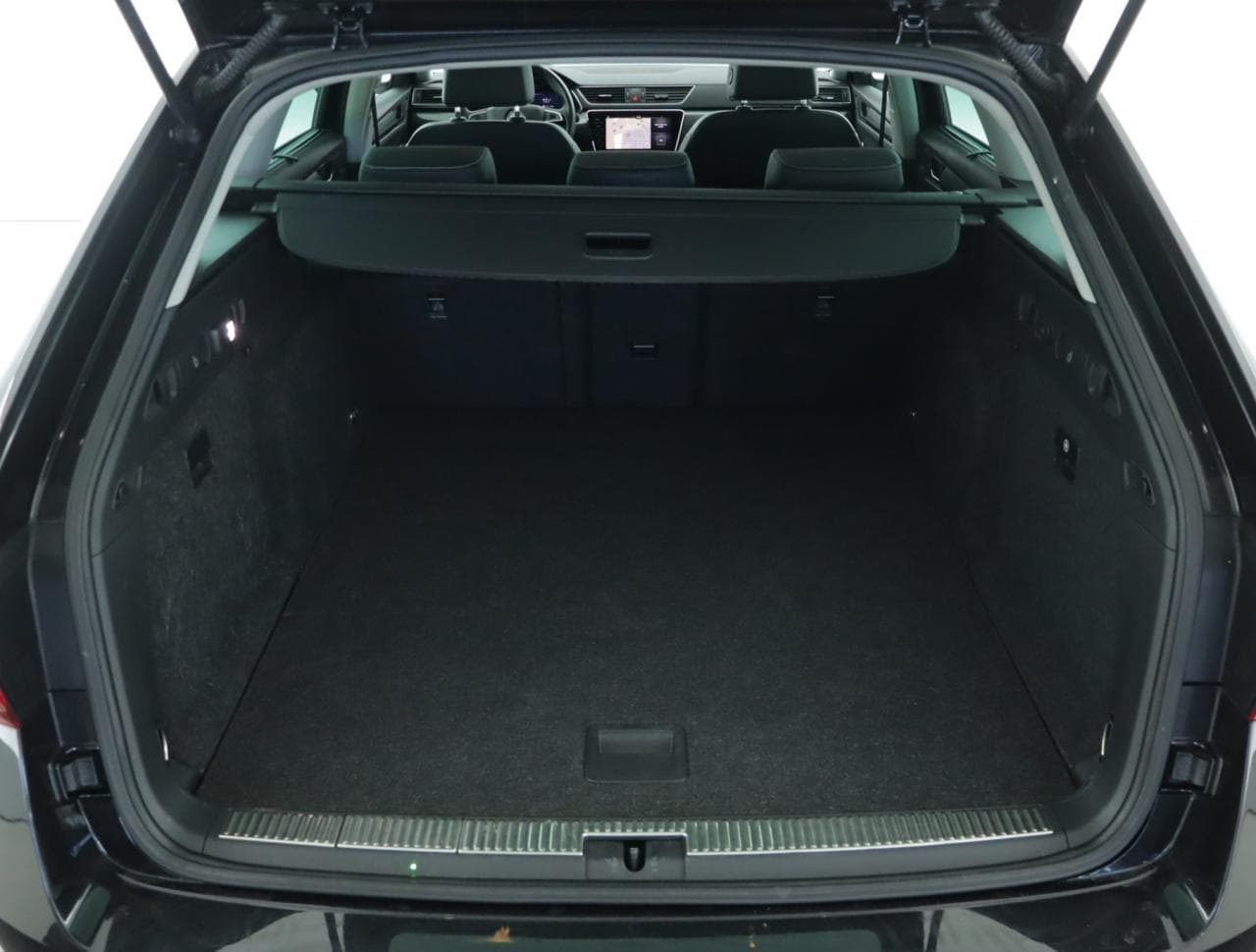 2019 Škoda SUPERB - 20