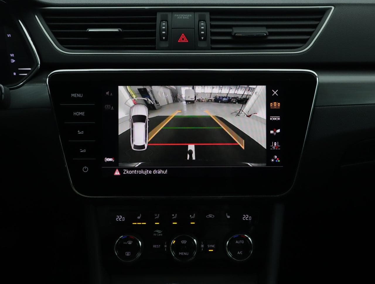 2019 Škoda SUPERB - 19