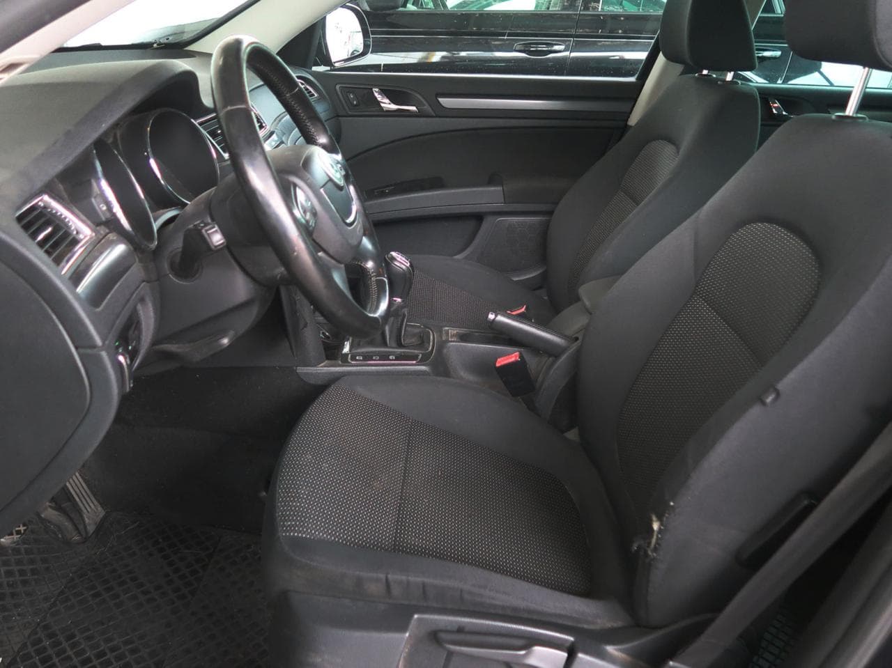 2012 Škoda SUPERB - 15