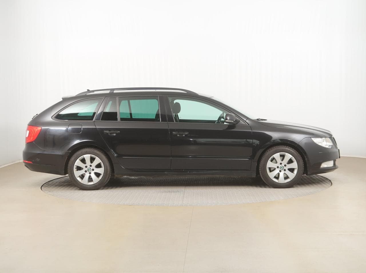 2012 Škoda SUPERB - 7