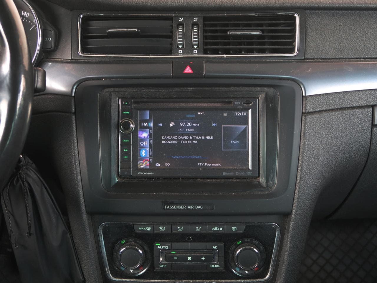 2012 Škoda SUPERB - 17