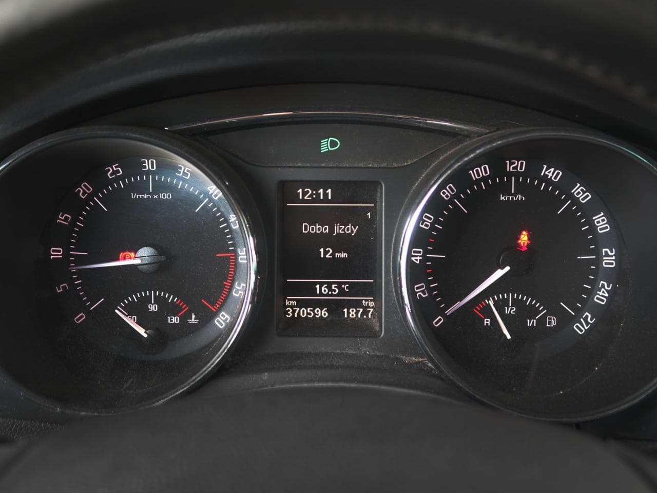 2012 Škoda SUPERB - 16